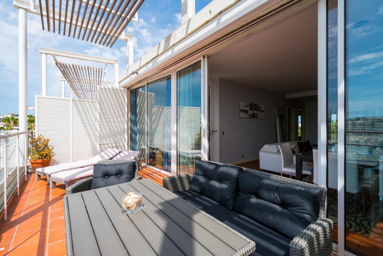 Stunning 2-Bed Penthouse In Lagos 250M From Beach Luaran gambar
