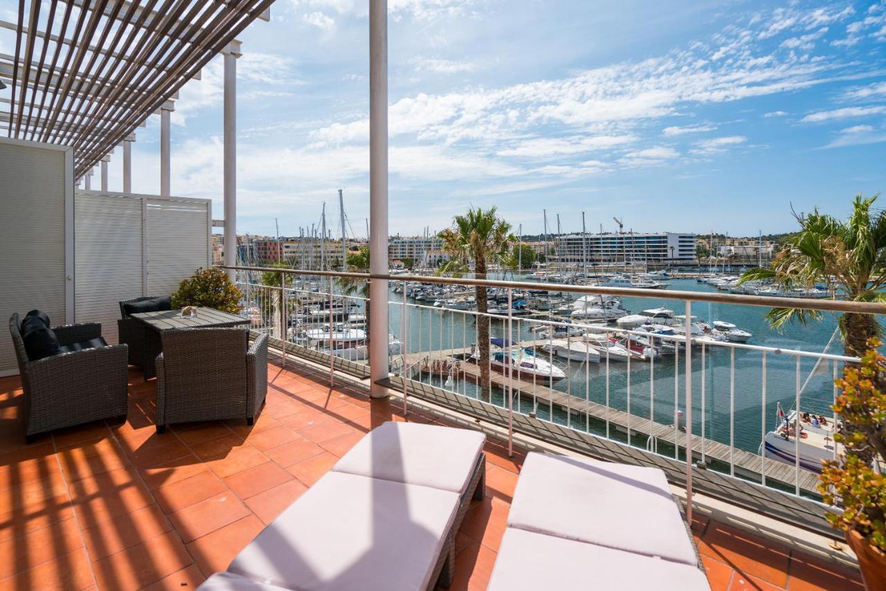 Stunning 2-Bed Penthouse In Lagos 250M From Beach Luaran gambar