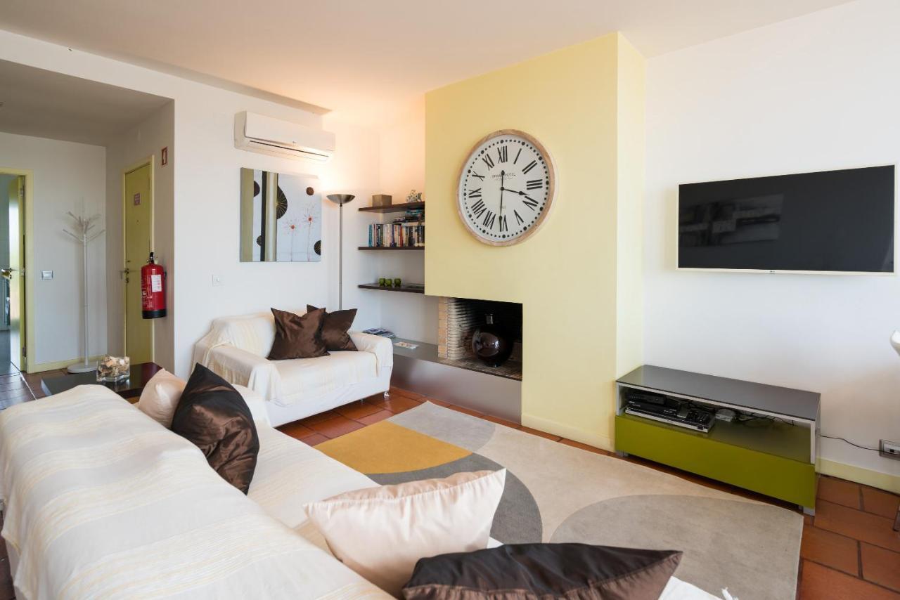 Stunning 2-Bed Penthouse In Lagos 250M From Beach Luaran gambar