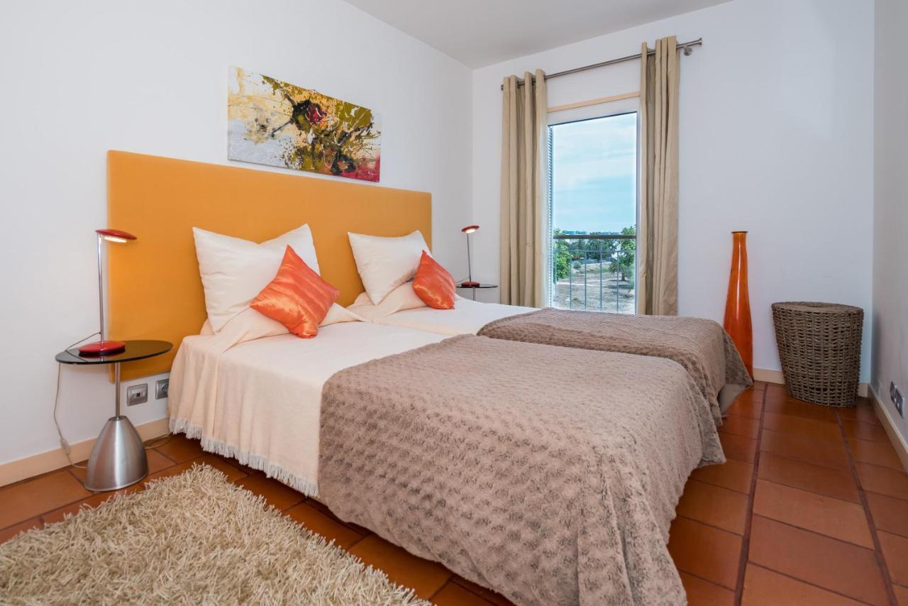 Stunning 2-Bed Penthouse In Lagos 250M From Beach Luaran gambar